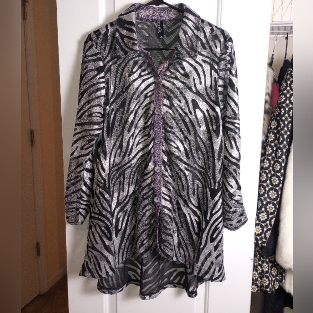 Berek Sheer Top